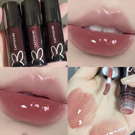 Velvet Milk Tea Lip Oil: Moisturizing Gloss in Black Tube